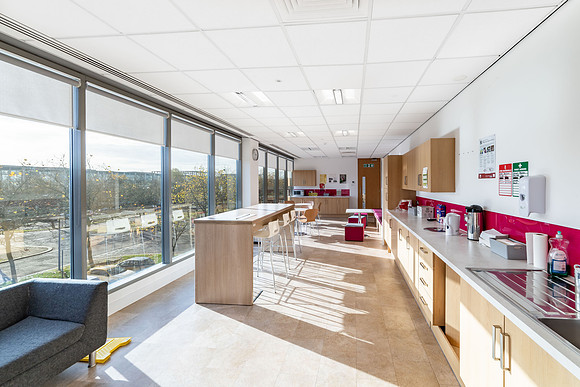 Henshaw House 084