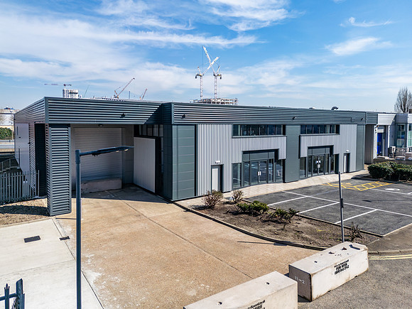 Units 2 and 3 - Oxgate Centre-121