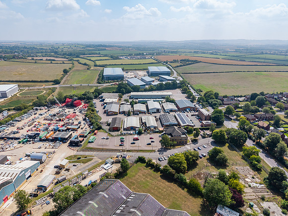 Commerce Way - Leighton Buzzard-110