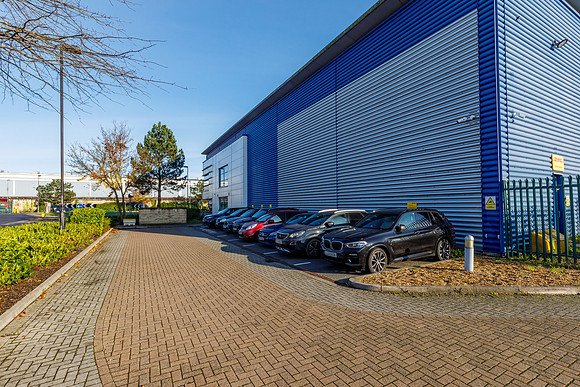 Unit B Axis Park, Slough 031