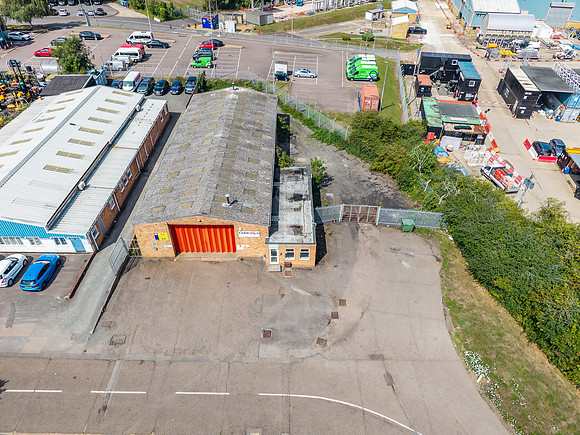 Commerce Way - Leighton Buzzard-85