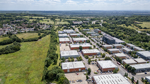210 Centennial Park - Elstree-130