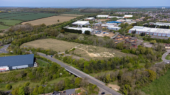 Tripark Corby-9