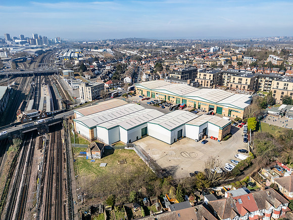 Falcon Park - Neasden-144