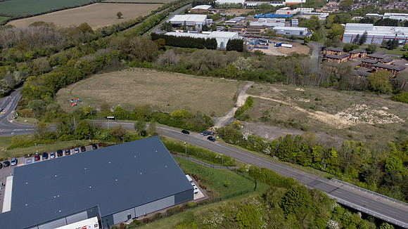 Tripark Corby-103