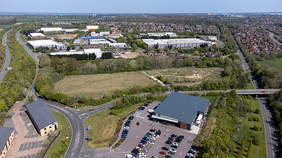 Tripark Corby-57