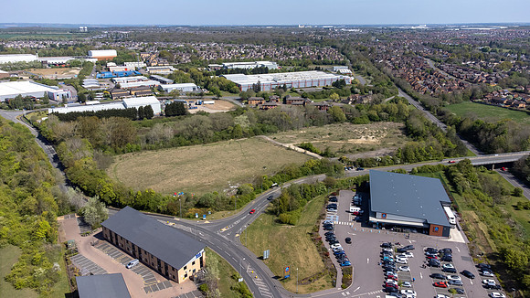 Tripark Corby-59