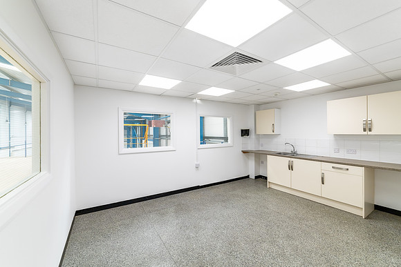3 Maxted Road 040
