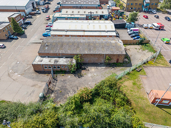 Commerce Way - Leighton Buzzard-87