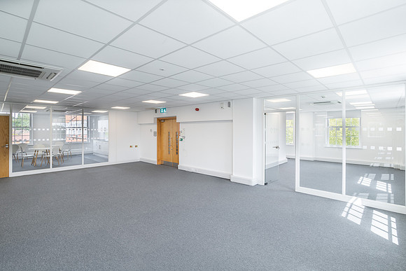 Roseanne House 3rd Floor Suite - Welwyn Grden City-2