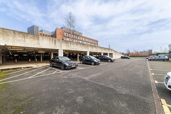 Lancaster_House_Nptn_107
