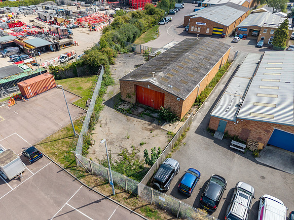 Commerce Way - Leighton Buzzard-93