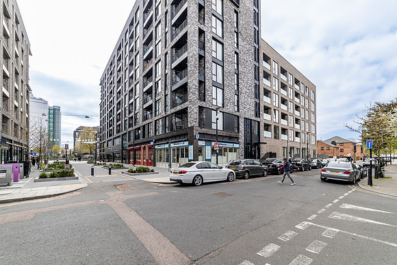 Aberfeldy_Sq_046