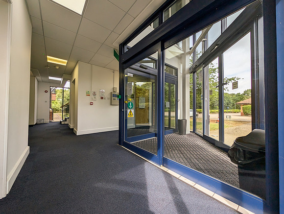 Priory Court Int-02