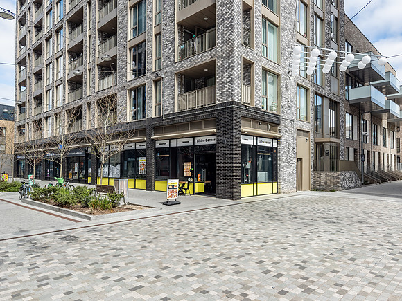 Aberfeldy_Sq_097