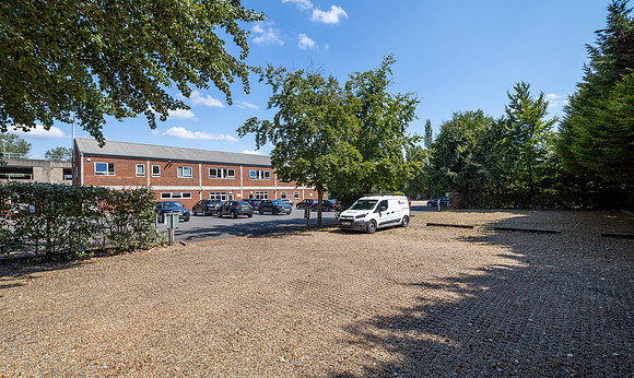 Maple Lodge Close-48