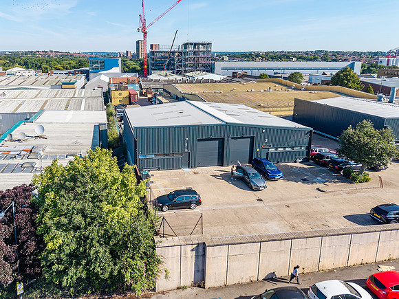 Wellington_Park_Ind_Estate185