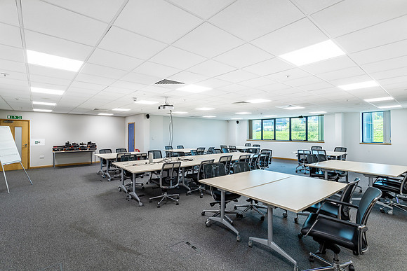Enterprise House 050