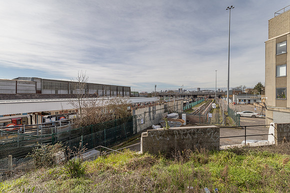 FALCON PARK NEASDEN-243
