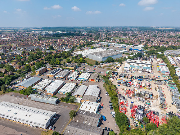 Commerce Way - Leighton Buzzard-100