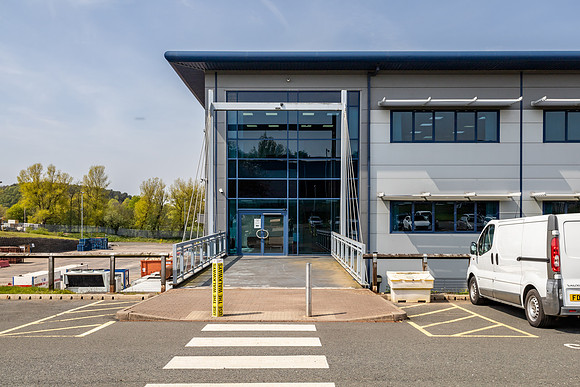 Enterprise House 057