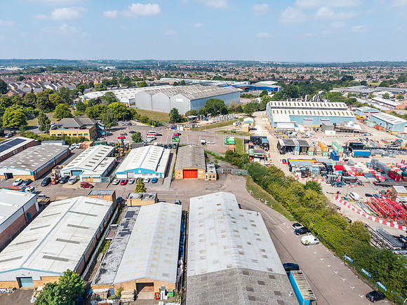 Commerce Way - Leighton Buzzard-121