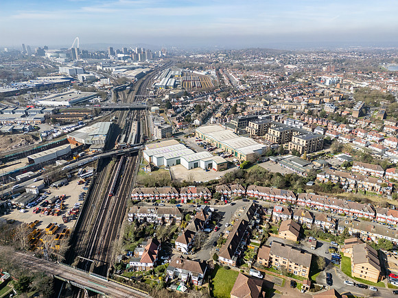 Falcon Park - Neasden-116