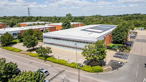 210 Centennial Park - Elstree-167
