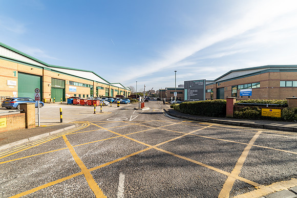 Falcon Park - Neasden-81