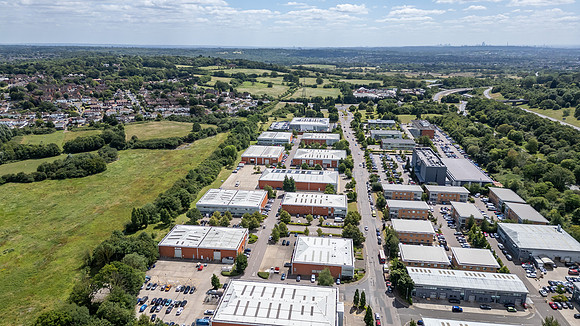 210 Centennial Park - Elstree-129