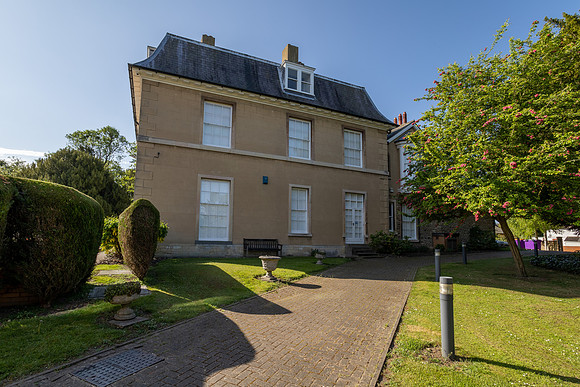 Kempston Manor Part 2-3