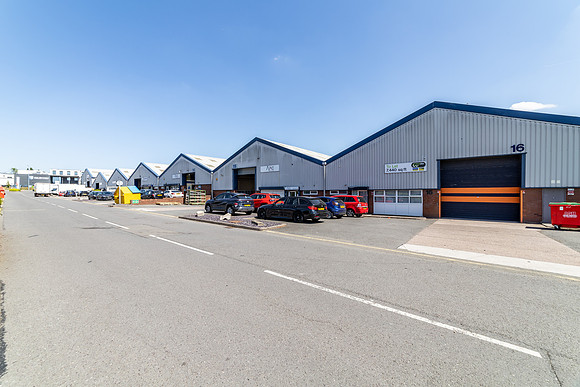 Kelvin Way Industrial - West Brom-175