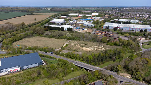 Tripark Corby-7