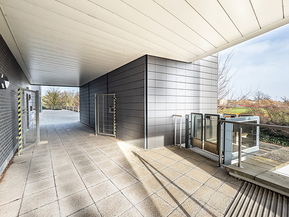 Lancaster_House_Nptn_117