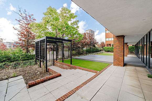 602 South Seventh St 025