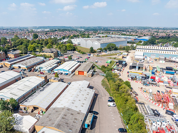 Commerce Way - Leighton Buzzard-122