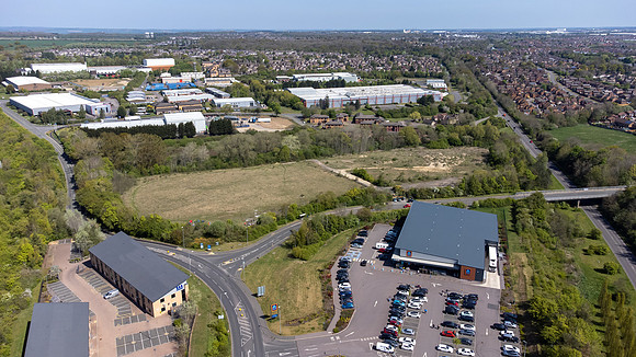 Tripark Corby-58