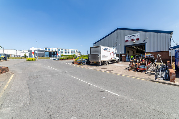 Kelvin Way Industrial - West Brom-184