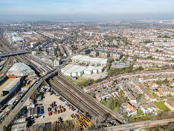 Falcon Park - Neasden-114