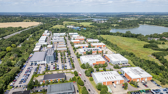 210 Centennial Park - Elstree-119