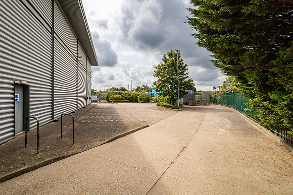 Centrus - Dunstable 103