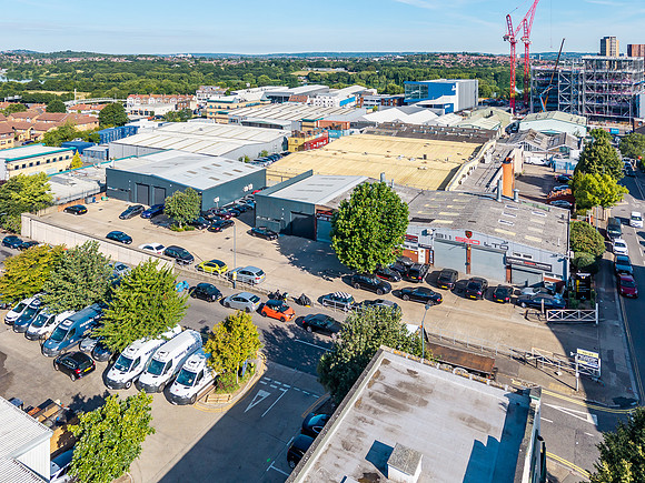 Wellington_Park_Ind_Estate179