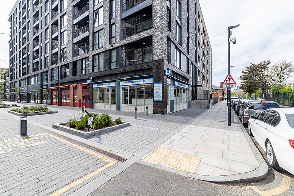 Aberfeldy_Sq_008