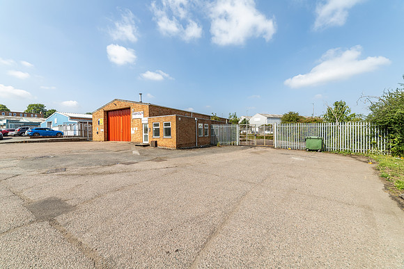 Commerce Way - Leighton Buzzard-24