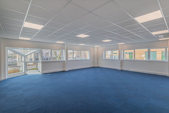 FALCON PARK NEASDEN-150