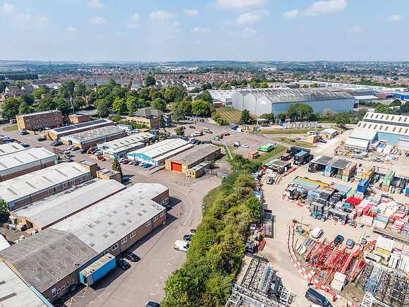 Commerce Way - Leighton Buzzard-123