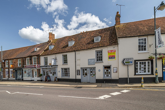 Newman House, Buckingham 02