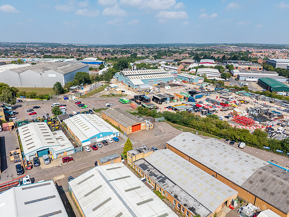 Commerce Way - Leighton Buzzard-137