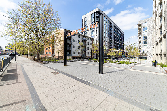 Aberfeldy_Sq_038