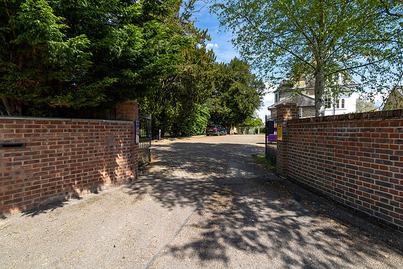 Kempston Manor Exteriors 035